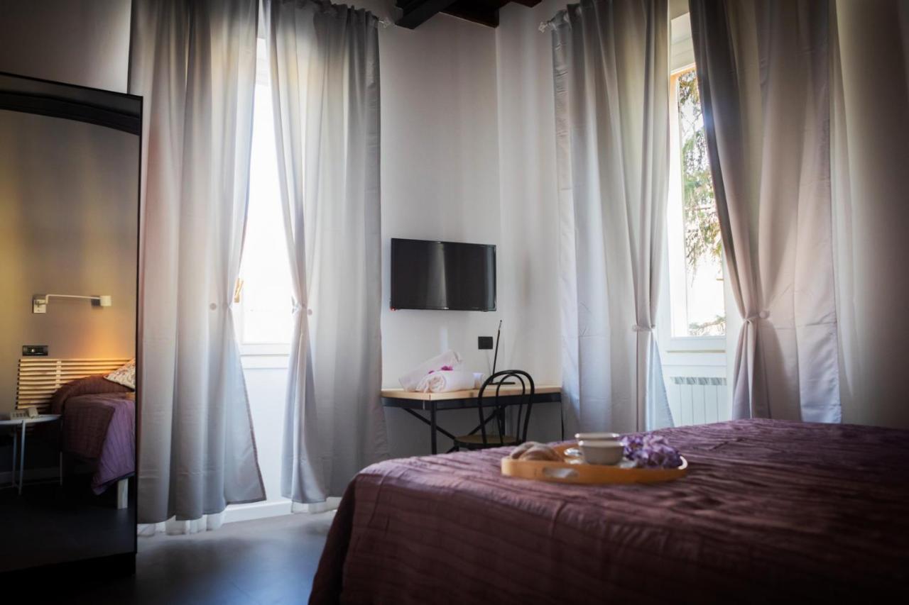 Hotel Milano Pool & Garden 萨利切温泉 外观 照片